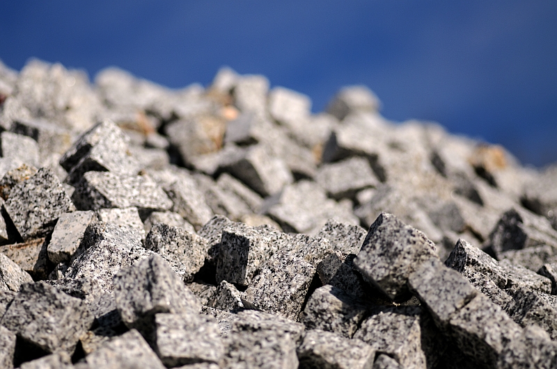 Granitowa kostka w wielu rozmiarach